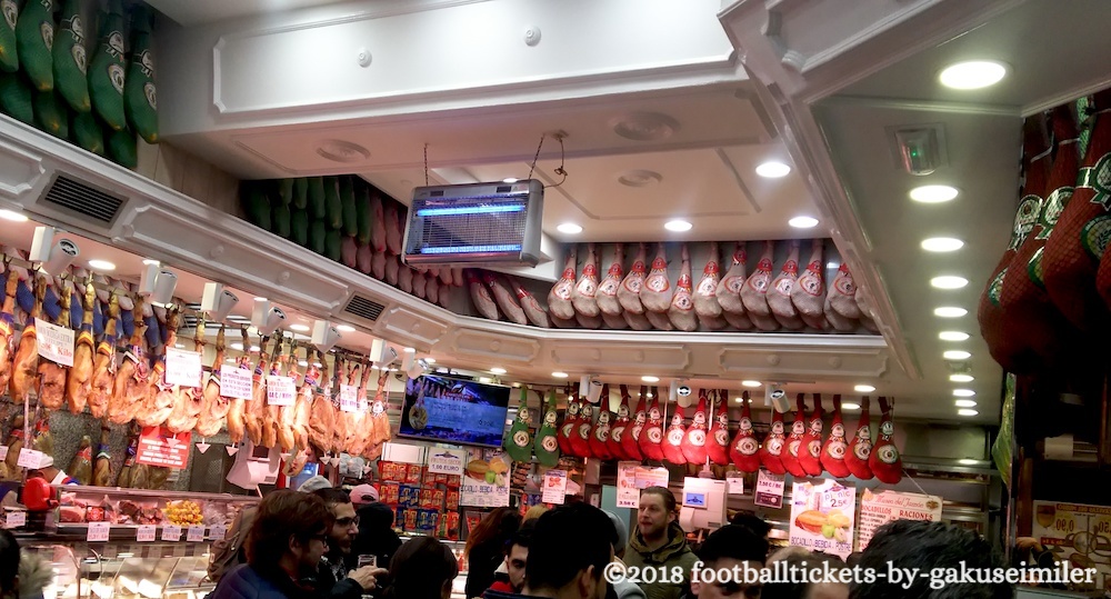 【ビール2杯と生ハムで3.9ユーロ!!】生ハムを超お手頃に食べられるマドリードの名店「Museo del Jamon」のアイキャッチ画像